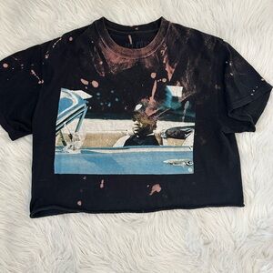 Women’s Cropped Ice Cube Graphic T-Shirt Size Medium